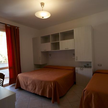 Hotel Il Pino San Vincenzo Exterior foto