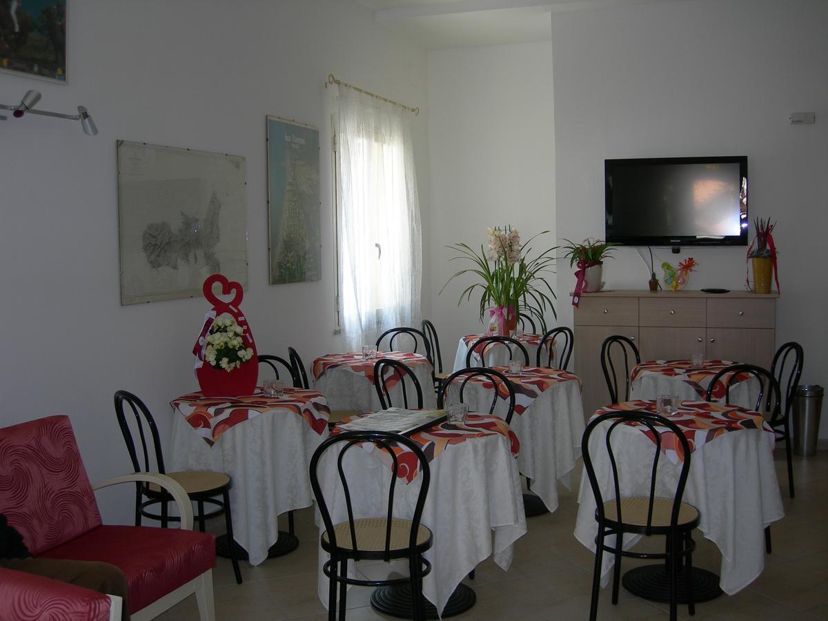 Hotel Il Pino San Vincenzo Exterior foto
